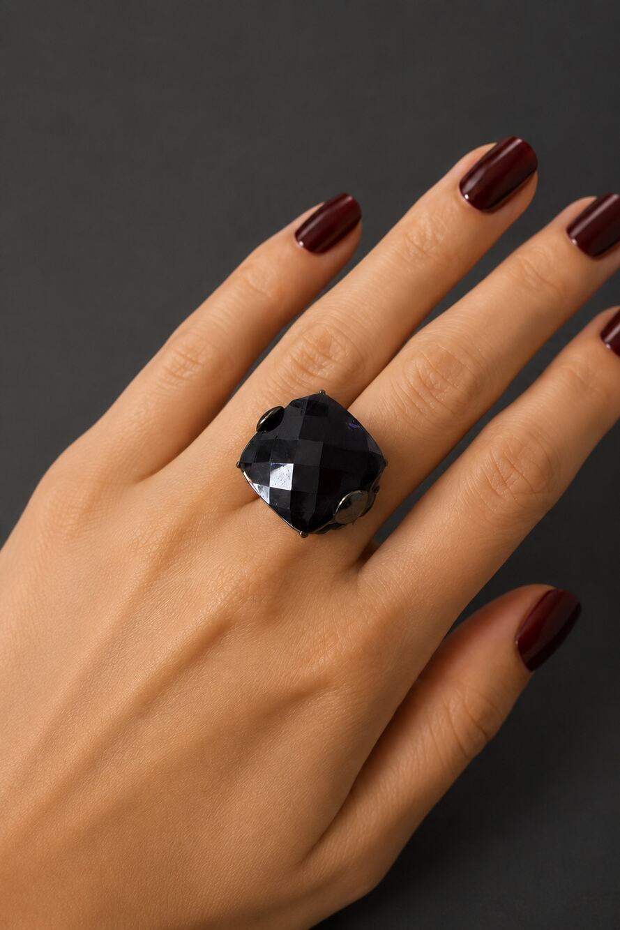 Black Faceted Geometric Cocktail Statement Ring Gunmetal Tone Size 6 Gothic Glam